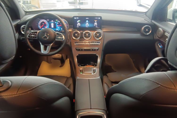 Used Mercedes-Benz GLC 2020 Facelift GLC 300 L 4MATIC Dynamic Edition