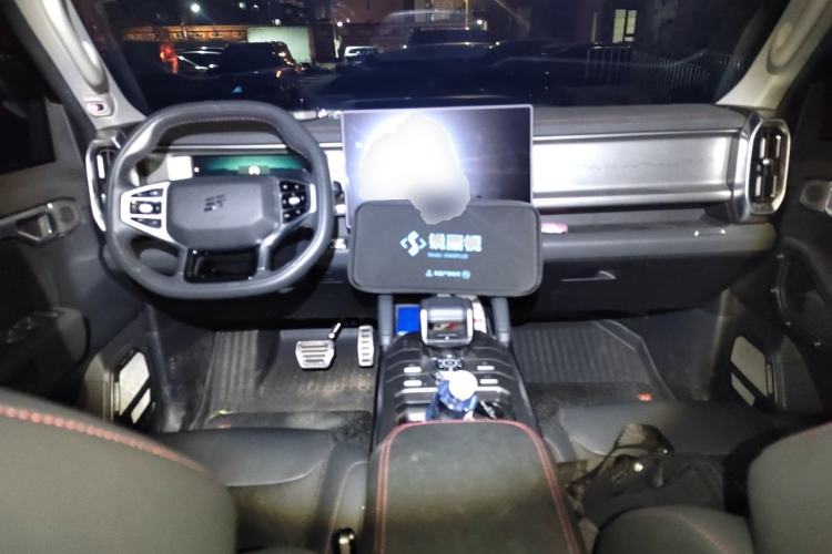 Used JETOUR Traveler 2023 2.0T All-Wheel-Drive CrossPRO Center Console