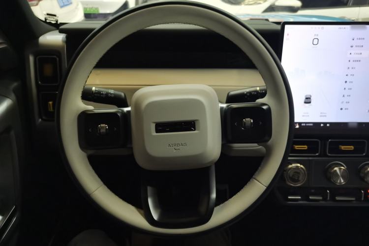 Used iCAR V23 2025 401 Two-Wheel Drive Advanced Edition
