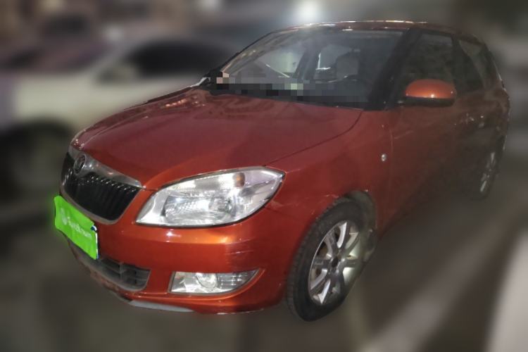 Used Skoda Fabia 2012 1.4L Automatic Crystal Edition