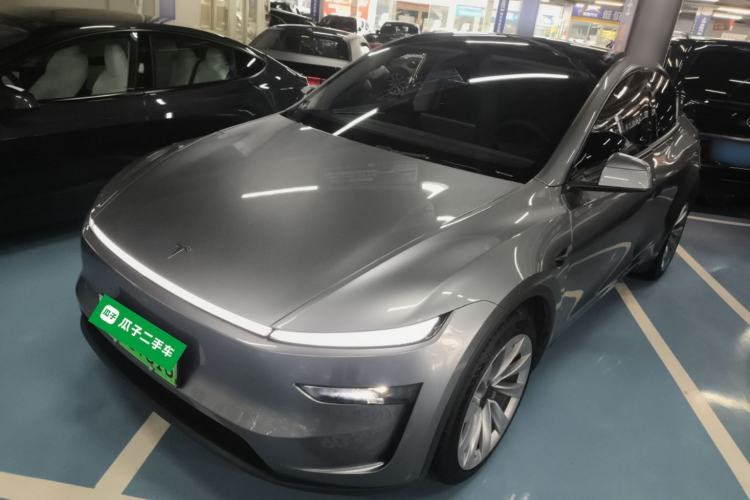 Used Tesla Model Y 2025 Rear-Wheel Drive First Edition