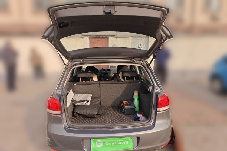 Used Volkswagen Golf 2012 1.6 Manual Fashion Edition