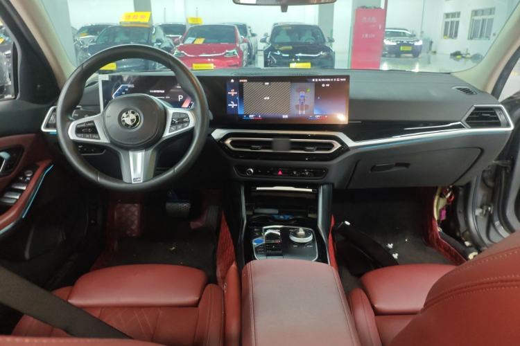 Used BMW i3 2022 eDrive 35 L
