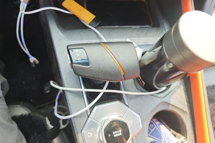 Used CHANGAN UNI-V 2022 1.5T Prestige Version Gear Lever