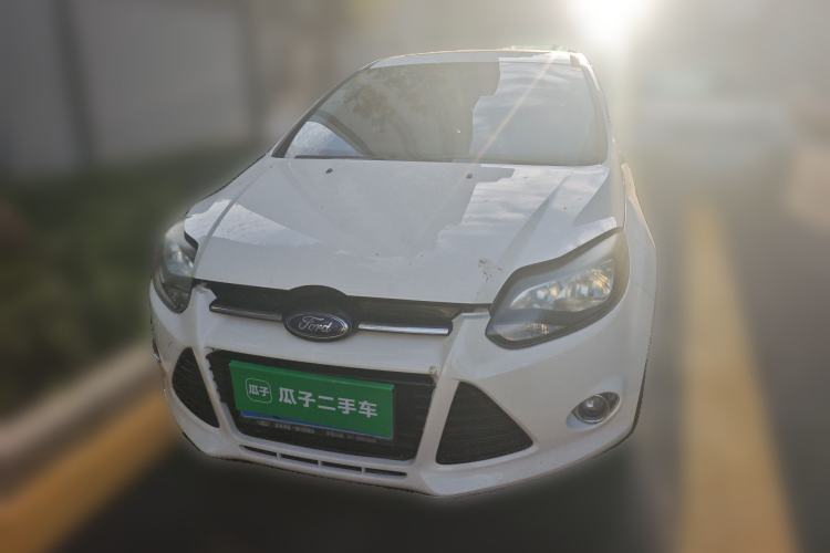 Used Ford Focus 2012 Hatchback 2.0L Automatic Luxury Sport Model
