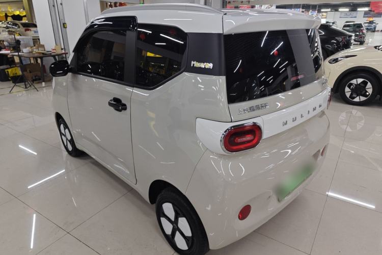 Used Wuling Hongguang MINIEV 2024 3rd Generation 215km Advanced Version
