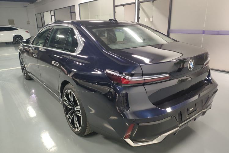 Used BMW 7 Series 2023 740Li Leading Model M Sport Package