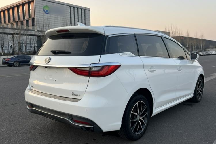 Used BYD Song MAX 2017 1.5T Automatic Smart Connect Elite 7-Seater