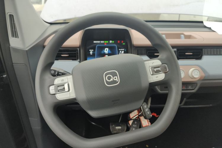 Used Chery QQ Ice Cream 2025 Model 205km Sundae Edition
