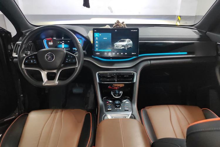 Used BYD Song PLUS 2020 1.5T Automatic Prestige Version Center Console