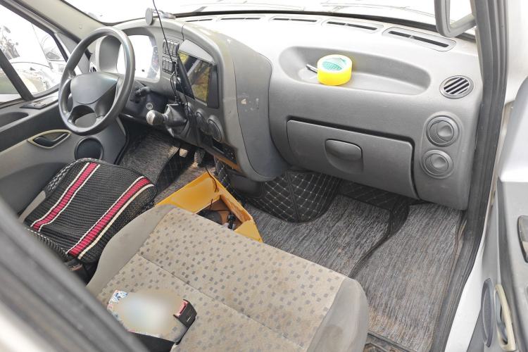 Used Iveco Power Daily 2012 2.5T-A32 Base Version
