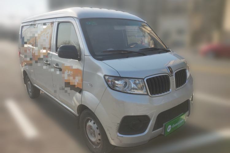 Used Jinbei Hiace X30 2023 1.5L Super-Enjoyment Van 2/5 Seats Non-Air-Conditioned Version SWC15M Front Right 45 Deg
