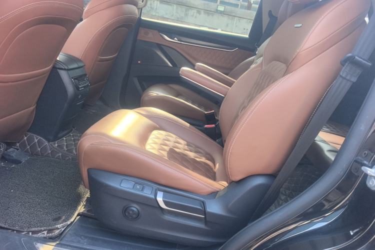 Used SAIC MAXUS D90 Pro 2020 2.0T Gasoline 4x4 Flagship Edition 6 Seats