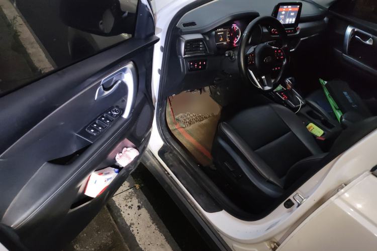 Used Kia Sportage R 2019 2.0L Automatic Smart Luxury Edition Driver Seat