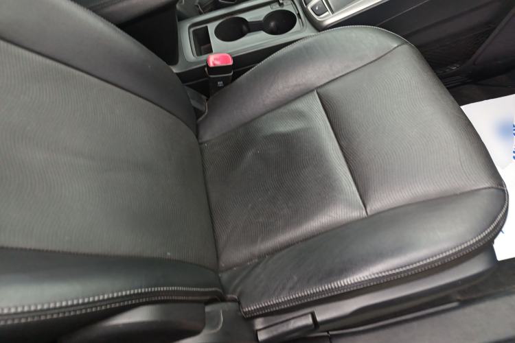 Used Chevrolet Captiva 2014 2.4L 4x4 Flagship Edition 7 Seats