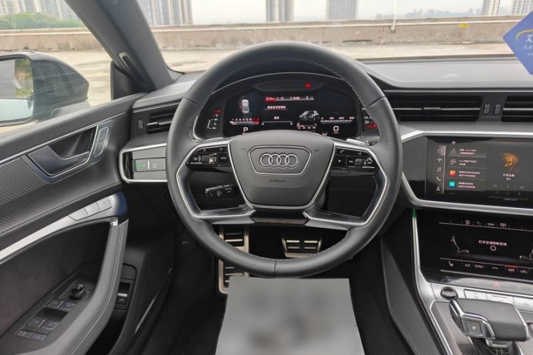 Used Audi A7L 2024 55 TFSI quattro RS Performance Edition Interior 11