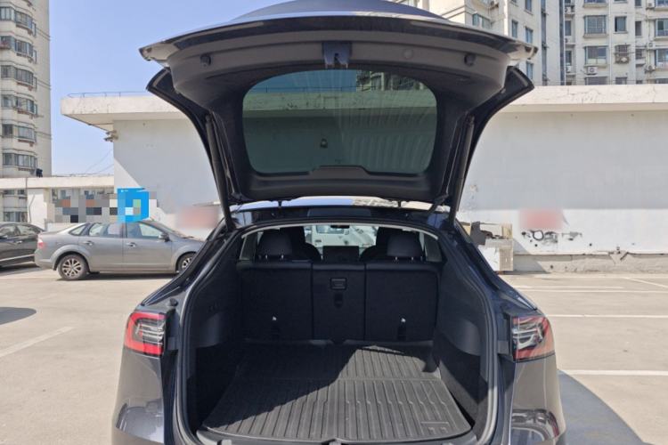 Used Tesla Model Y 2024 Rear-Wheel-Drive Version
