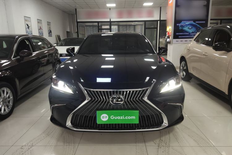 Used Lexus ES 2020 200 Excellence Edition
