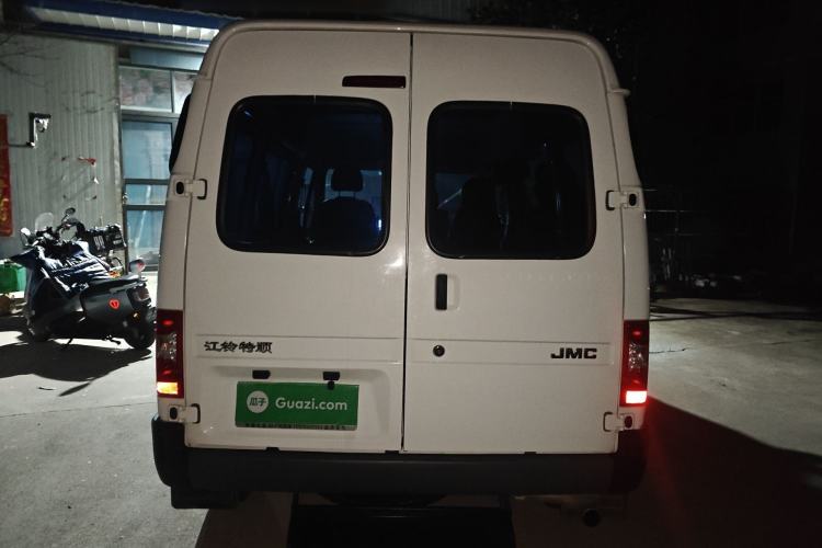 Used JMC Transit 2019 2.8T Commercial Version Short Wheelbase Mid-Roof 6-Seater China VI JX493