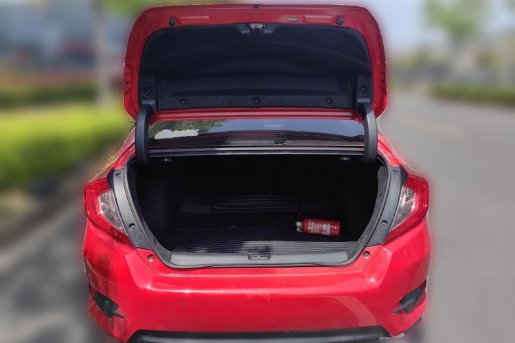 Used Honda Civic 2016 220TURBO CVT Luxury Edition Trunk