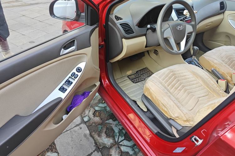 Used Hyundai Verna (older generation) 2010 Sedan 1.4L Automatic Fashionable GT Model
