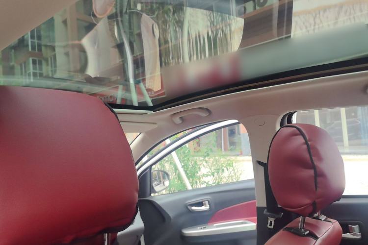 Used CHANGAN Benni 2015 1.4L IMT Sunroof Version China V Standard
