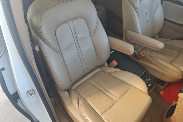 Used Buick GL8 2017 ES 28T Luxury Model China V Standard
