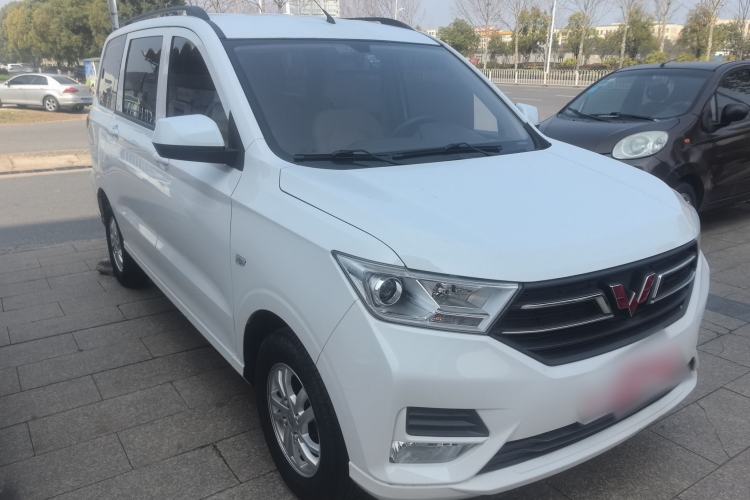 Used Wuling Hongguang 2019 1.5L S Standard Version China VI LAR
