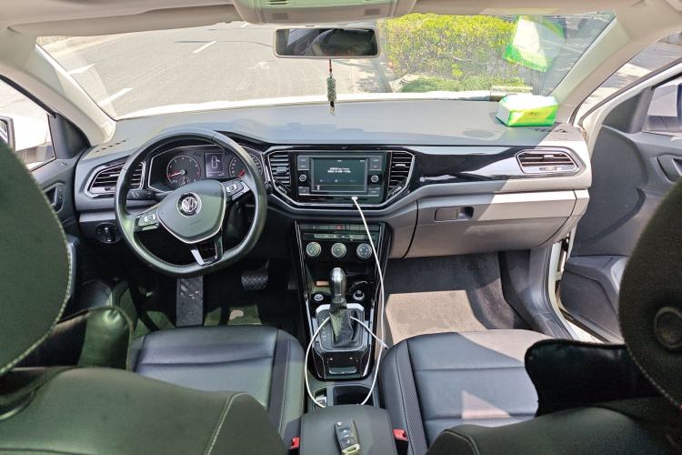 Used Volkswagen T-ROC 2018 280TSI DSG Two-Wheel Drive Comfort Version China VI Standard