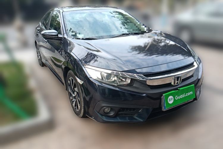 Used Honda Civic 2016 220TURBO CVT Luxury Edition Front Right 45 Deg