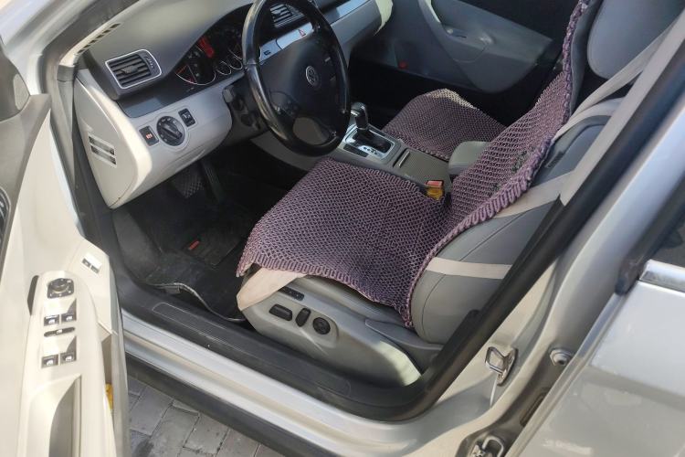 Used Volkswagen Magotan 2009 1.8 TSI DSG Comfort Edition Left Front Seat