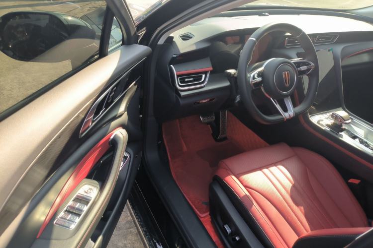 Used Hongqi H6 2024 2.0T ZhiMei Edition
