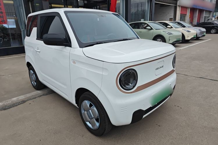 Used Geely Galaxy Panda 2024 Panda Mini 200km Endurance Bear
