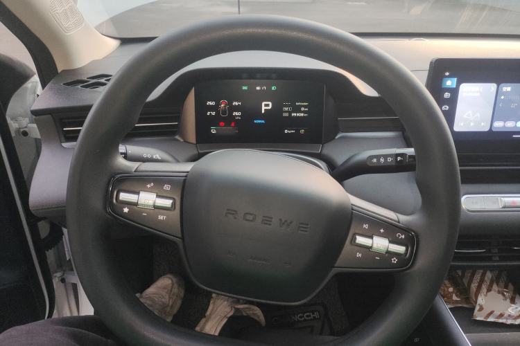 Used Roewe D6 2025 450 km Premium Edition