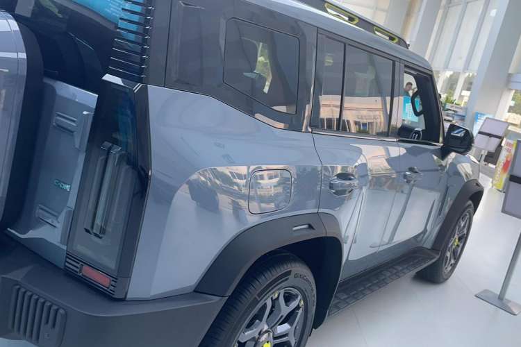 Used JETOUR Traveler C-DM 2024 C-DM 208KM Mountain & Wilderness Edition Exterior 9