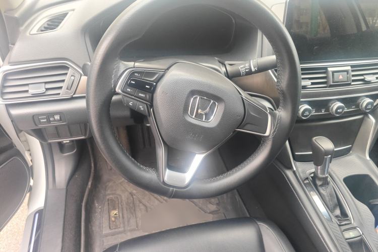 Used Honda Accord 2018 230TURBO Comfort Version National V