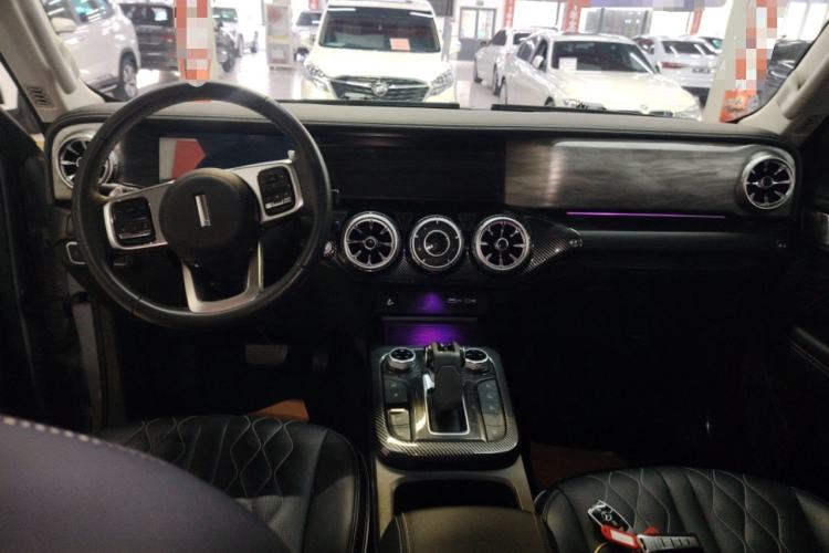 Used Tank 300 2021 Off-Road Edition 2.0T Challenger Center Console