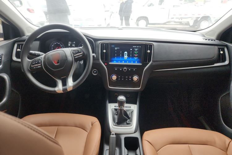 Used Roewe i6 2019 PLUS 1.6L Manual 4G Connected Deluxe Top-Tier Version