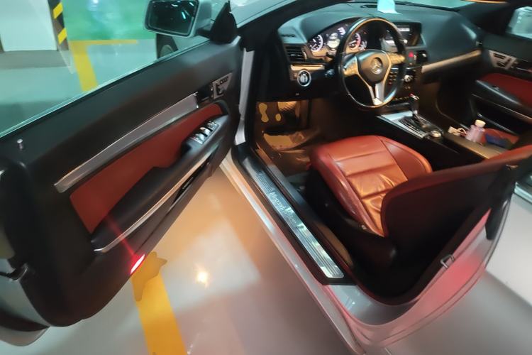 Used Mercedes-Benz E-Class 2011 E 260 CGI Coupe