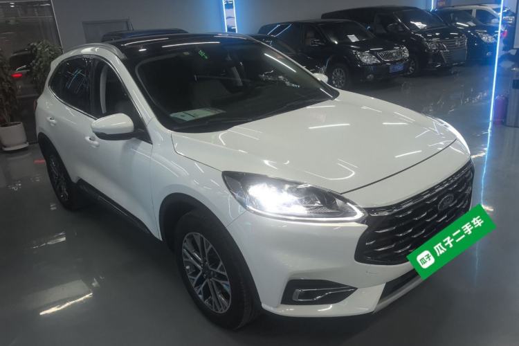 Used Ford Escape 2020 EcoBoost 245 Four-Wheel Drive Titanium Edition