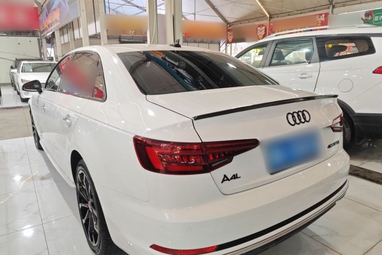 Used Audi A4L 2019 40 TFSI Fashion Edition China VI Emission Standard

