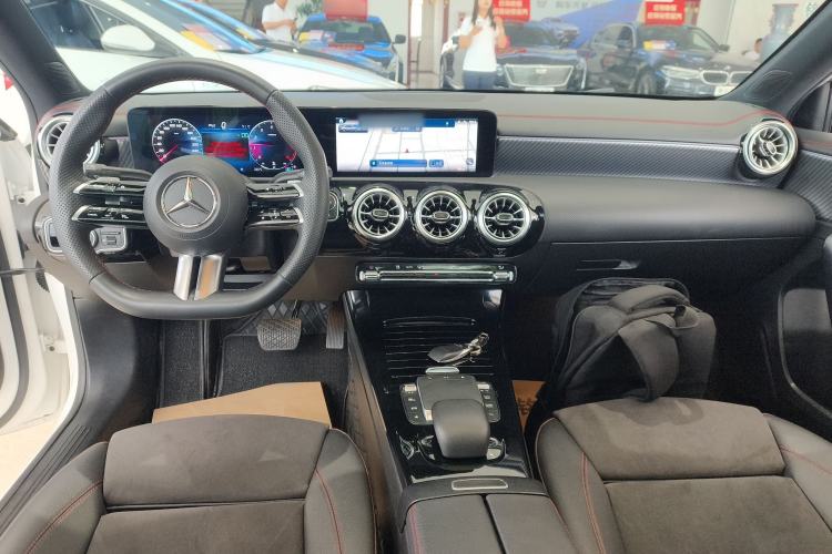 Used Mercedes-Benz A-Class 2023 A 200 L Fashion Model Center Console