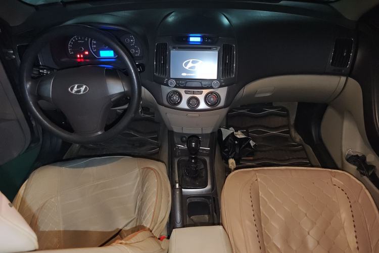 Used Hyundai Celesta 2011 1.6L Manual Luxury Model
