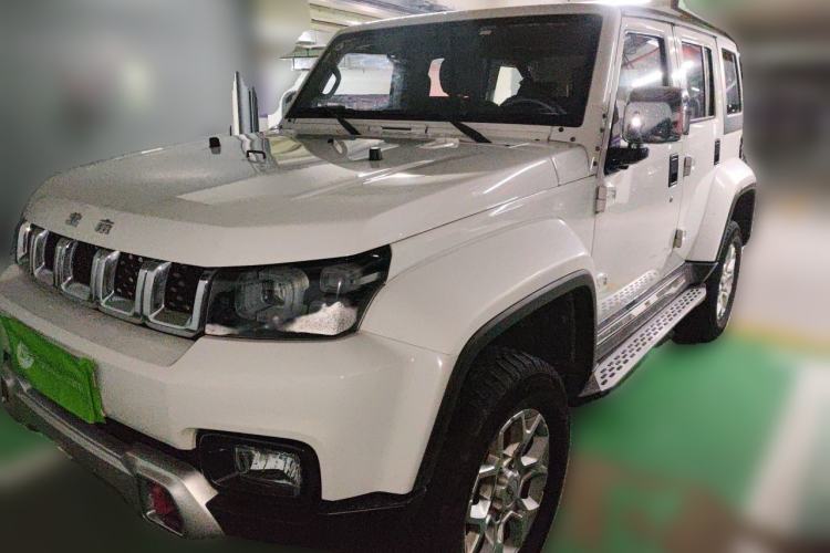 Used BAIC Off-Road BJ40 2019 PLUS 2.3T Manual Four-Wheel Drive Prestige Edition China VI Emission Standard