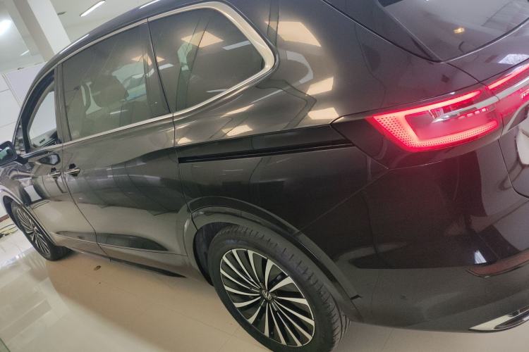 Used Volkswagen Viloran 2024 380TSI Premium Edition