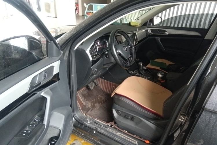 Used Volkswagen Tayron 2019 330TSI Two-Wheel Drive Luxury Model China VI Standard
