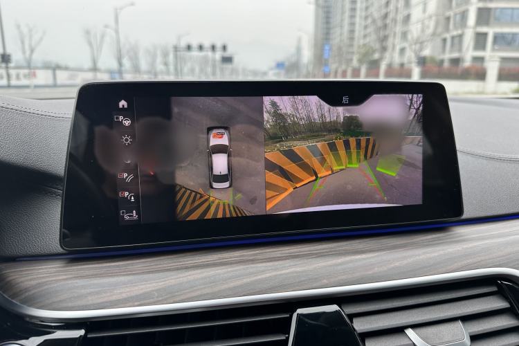 Used BMW 5 Series 2019 Facelifted 530Li Leading Edition Luxury Package
