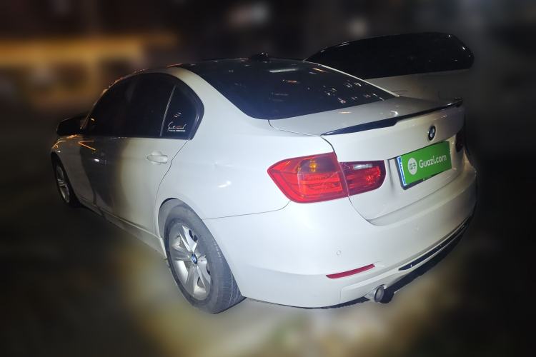 Used BMW 3 Series 2015 320i Luxury Line Stylish Edition
