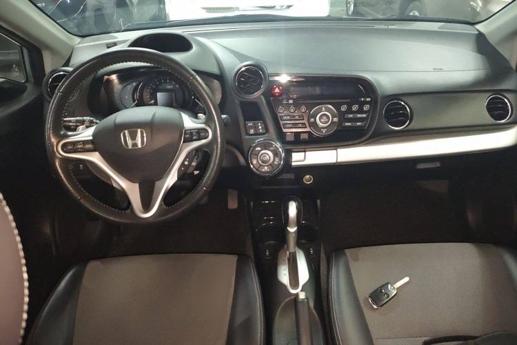 Used Honda INSIGHT 2013 1.3L standard version Center Console