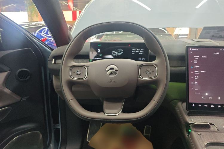 Used Nio ES7 2022 75 kWh Steering Wheel
